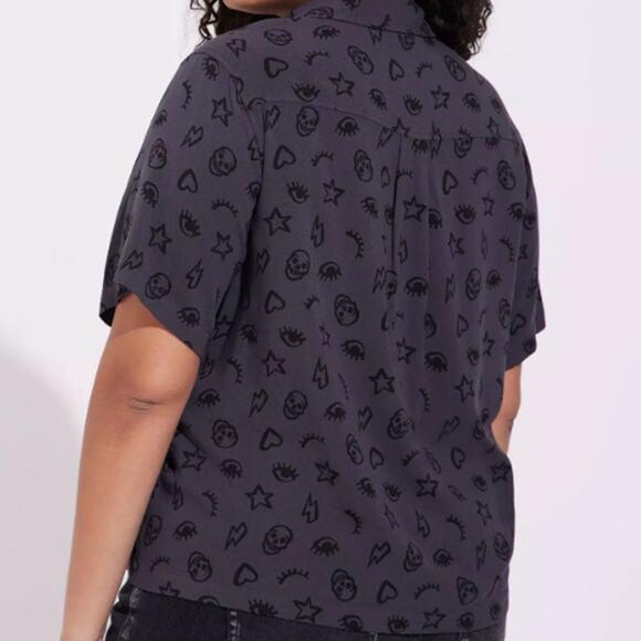 Torrid Womens 4X Top Lizzie Slub Button Up Short Sleeve Skulls Crop Plus Size - Picture 2 of 7